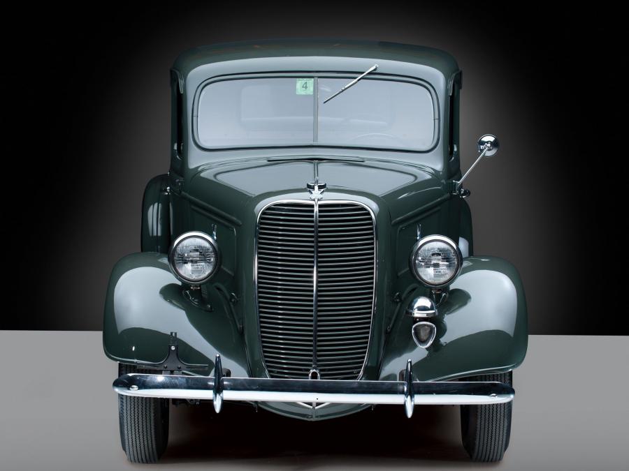  Ford V8 Deluxe Pickup 1937 года  (фото 12 из 19)